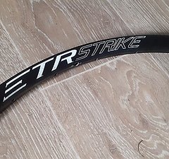 Veltec ETR Strike 29"  Felgen 365gr 32 loch