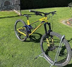 Mondraker Superfoxy CARBON R 2021 - L