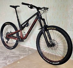 Rocky Mountain Altitude C70 XL / 29" / 2023 / Red - Carbon