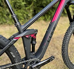 Cube Sting 140 Race 27.5 - Gr. XS/13,5“ - mit BikeYoke & 165er XT Kurbeln