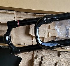 RockShox Lyrik Ultimate RC2,  170mm 27.5 37mm Offset