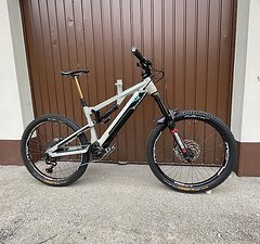 Nox Cycles Helium 7.1 Light E-Bike Enduro