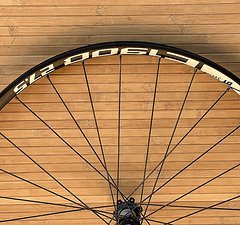 DT Swiss E1900 Spline 27,5 15x100 Laufrad Vorne Vorderrad