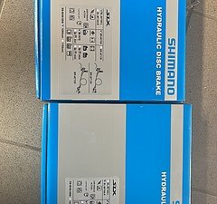 Shimano SLX M7100 brakes (2 piston)