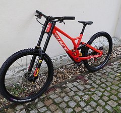 Specialized Demo Race S4 - öhlins - Shigura - Schwalbe - Sram