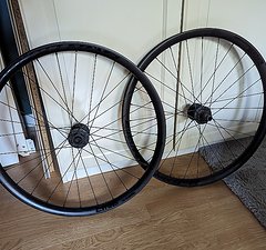 Bontrager Line Elite 30 Carbon Laufradsatz 27,5