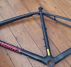 Specialized Carbon Rahmen S works Neu/ungefahren