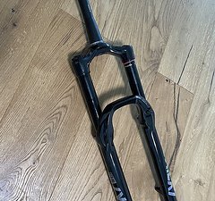 RockShox LYRIK Ultimate | 29″ | 170mm | Charger 2.1 | 15x110mm