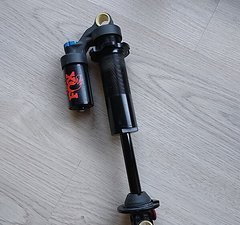 Fox Racing Shox Van RC Dämpfer 241x76mm