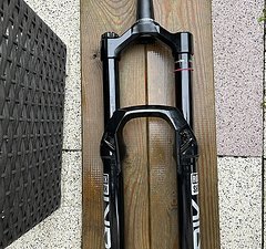 RockShox Lyrik Ultimate 160 mm Charger 3.1 RC2 29"