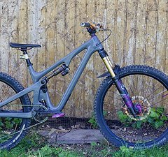 Yeti Cycles SB140 C-Series (2021) – Top-Zustand, High-End-Komponenten