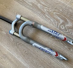 Fox Float RL 100mm 26“ (27.5“ möglich) 1 1/8“ straight, QR 32