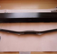 Mcfk Flat Bar carbon "Strech" 12° Backsweep, 5 mm Rise