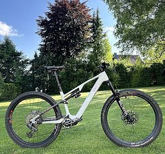 Cube AMS Hybrid ONE44 C:68X TM 400X 2025 L
