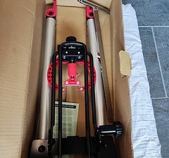 Minoura True Pro 2 Zentrierständer