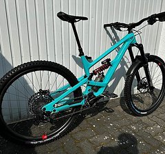 YT Industries Capra 29 Größe L wie NEU