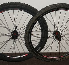 DT Swiss 240 Naben 26" Laufradsatz Continental Reifen MTB Räder Felgen Disc