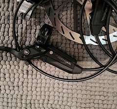 SRAM Scheibenbremsenset SRAM Code SLV, mit Scheiben 200mm, aus Neurad