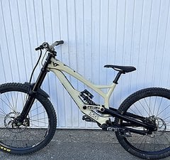 YT Industries Tues CF Pro 29/27,5 Mullet