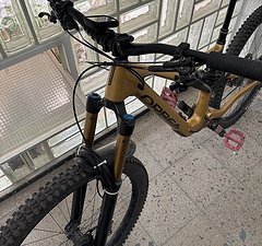 Orbea Rallon 2023 M-Team L Fox