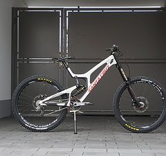 Santa Cruz Bicycles V10