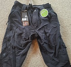 Endura HUMMVEE 3/4 SHORT II Größe XL, schwarz NEU !