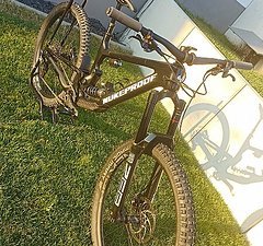 Nukeproof Giga 297 Gr. L EXT Storia