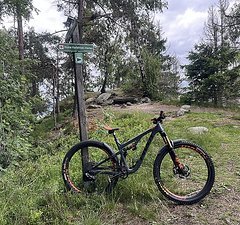 Pivot Cycles Trail 429 Enduro Edition als Rahmenset in M
