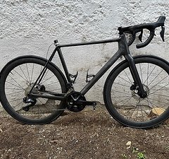 Carbon Team BikeAhead Rennrad 105 Di2 Tune LRS