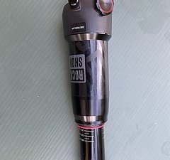 RockShox Deluxe Select R 210 x 55 mm Dämpfer Luftdämpfer De