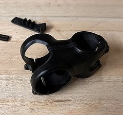 Bikeyoke Barkeeper 35 * 45 schwarz