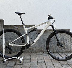 Specialized Epic Evo Comp mit vielen Umbauten XL
