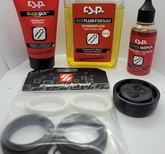 Fox 38 SERVICE KIT - Einpresswerkzeug, Staubabstreifer, Fett, Öl