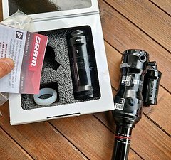 RockShox Super Deluxe R Trunnion 205x62,5