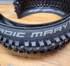 Schwalbe 26" Magic Mary 2.35
