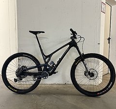 Evil Bikes Offering V2 Large Push 11.6 Industrie Nine Hydra