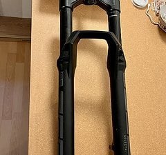 RockShox ZEB Select+ plus 29" 170mm 2023 Charger 3 RC2