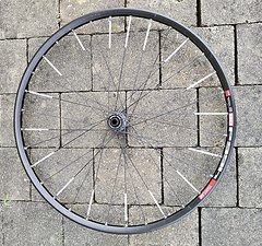 Shimano Vorderrad 29" DT 466 / Shimano SLX