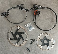 Shimano XT Deore Bremse BR-M8000 kompl. Sättel Hebel Scheiben 180/203