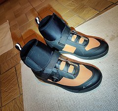 Vaude Am Moab mid Winter STX Flatpedal-Schuhe 44