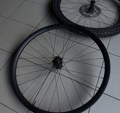 Bontrager Line pro 30 Carbon (mullet)
