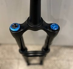 Fox Racing Shox 38 Grip2 170mm NEU