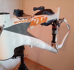 KTM 26" KTM Bass Prowler 43cm - DT Swiss XM180 BSA 68/73 1-1/8 QRx135