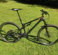 Custom Full Carbon DownCountry MTB