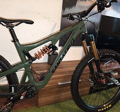 Santa Cruz Bicycles Bronson V2 CC M