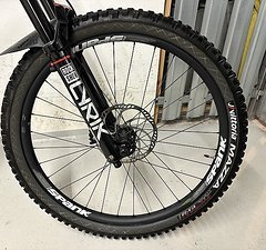 RockShox Lyrik Ultimate, 27,5“, 150mm, Charger 3, RC2, DebonAir+