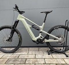 Canyon Strive ON CFR XL 750 Wh