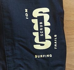 ION Shorts Scrub  short ion