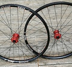 Panchowheels (new) Vibe 29" RED custom enduro handbuildt wheelset, NEU!!