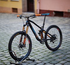 Canyon Strive CF 9.0 Team // Größe M Race